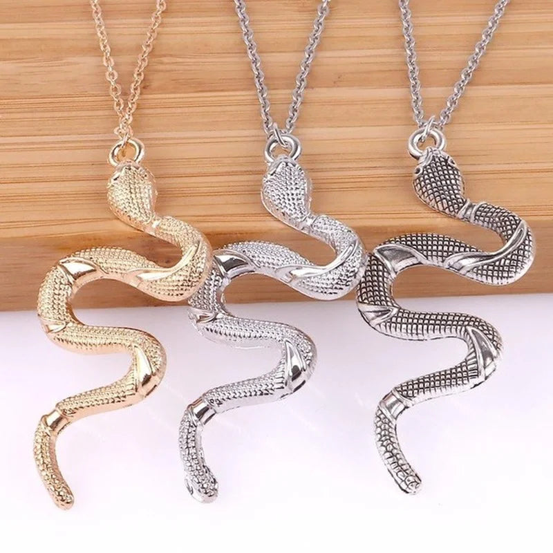 Ladies Snake Necklace